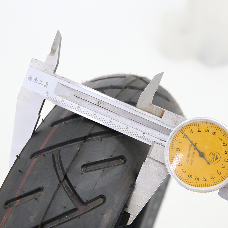 El neumático de vacío 10X2.50  - Folding Electric Scooter reseña y precio